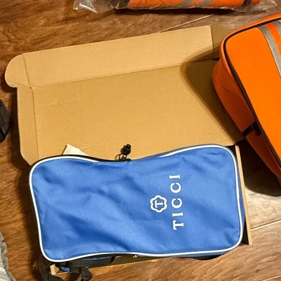 Ticci Tonetto Orange and Blue Bag Pickle Ball Set - Picture 10 of 10